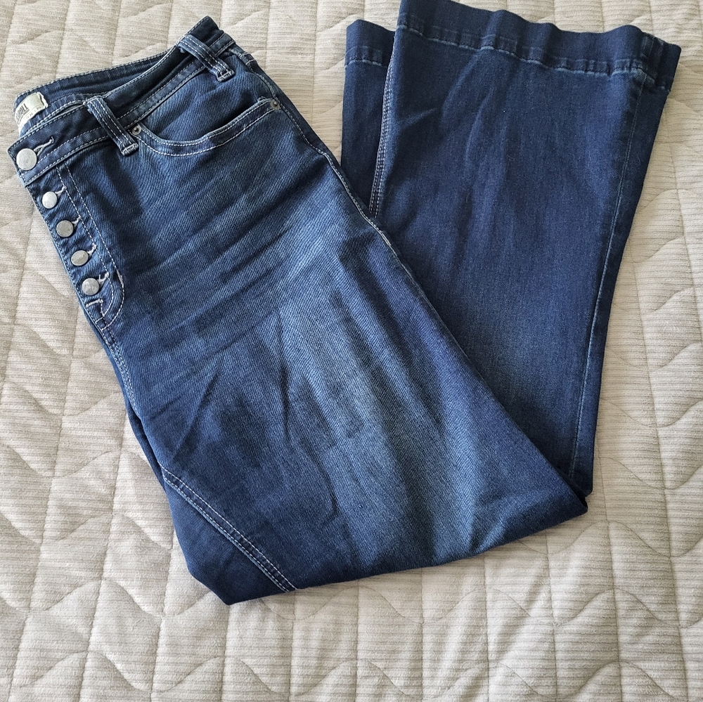 Rock & Roll Cowgirl Bootleg Jeans